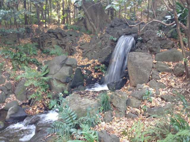 甘泉園公園の小滝