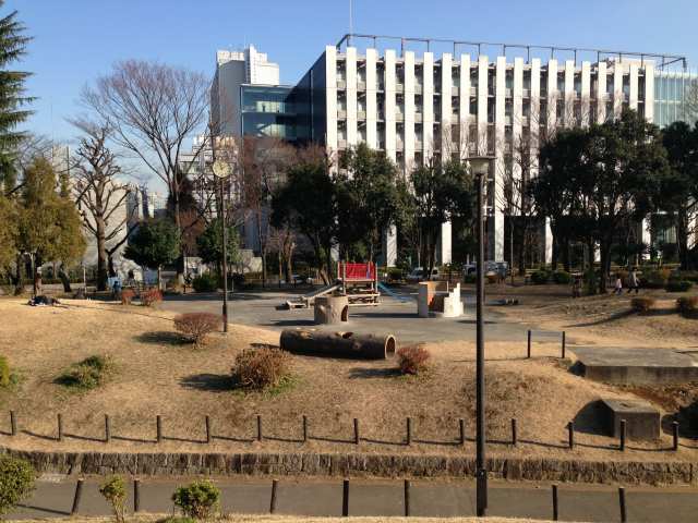 戸山公園の子供の広場